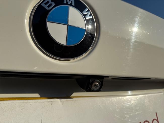 BMW 3 Series Photo 22