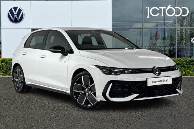 Volkswagen Golf Photo 1