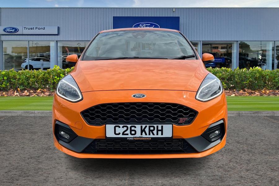 Ford FIESTA Photo autoimg-269b2be32cfc89eb7333652c6e2a51d4a2c31239.jpg