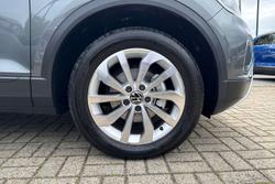 VOLKSWAGEN T-Roc Photo 5