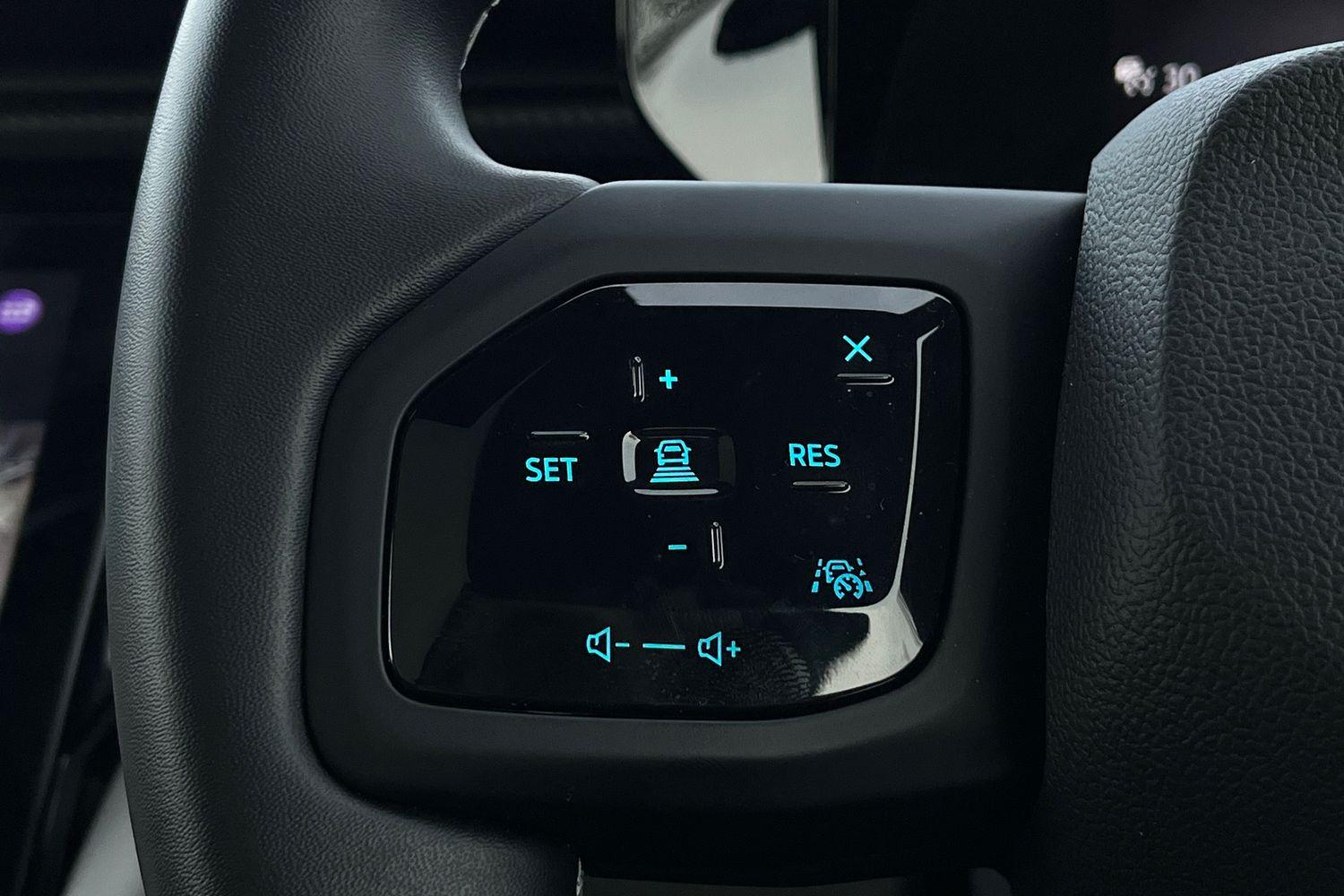 Ford Explorer Photo 34