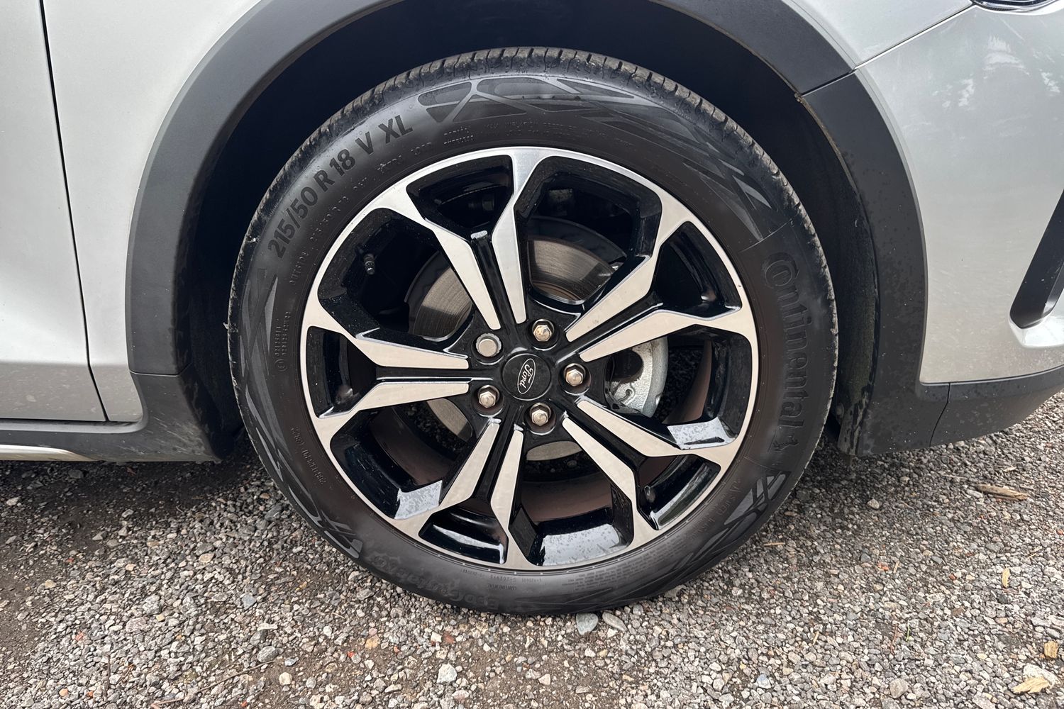 Ford FOCUS Photo 24