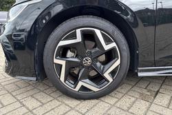 VOLKSWAGEN Golf Photo 5