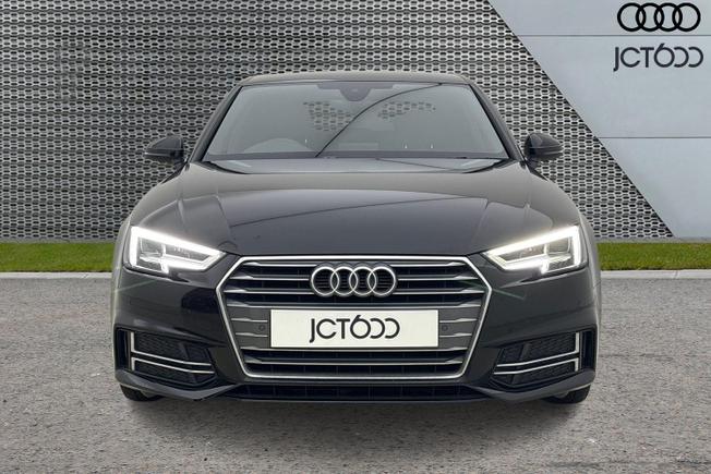 AUDI A4 Photo 9