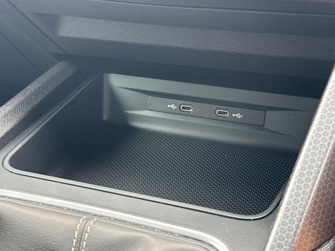 SEAT Leon Photo 46