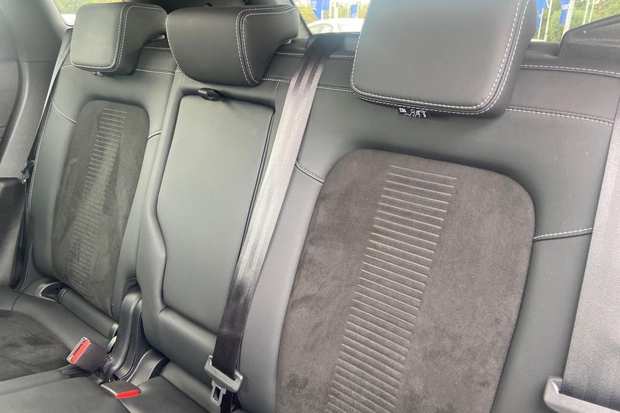 Ford KUGA Photo autoimg-26a5fa87667178bd2621bad9f637848ee1ed77dc.jpg