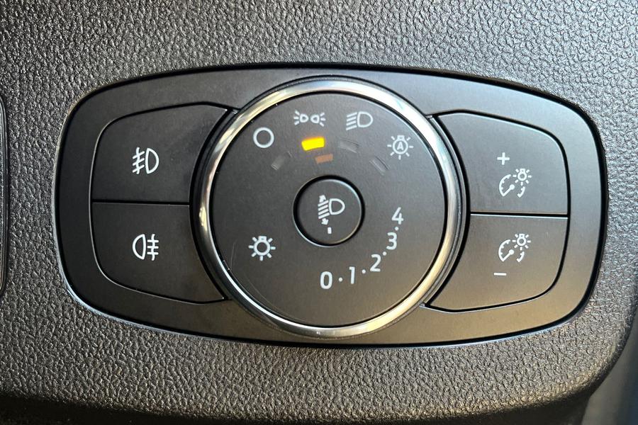 Ford PUMA Photo autoimg-26a663840009aeaa89c150fa28bb4961aa20908e.jpg