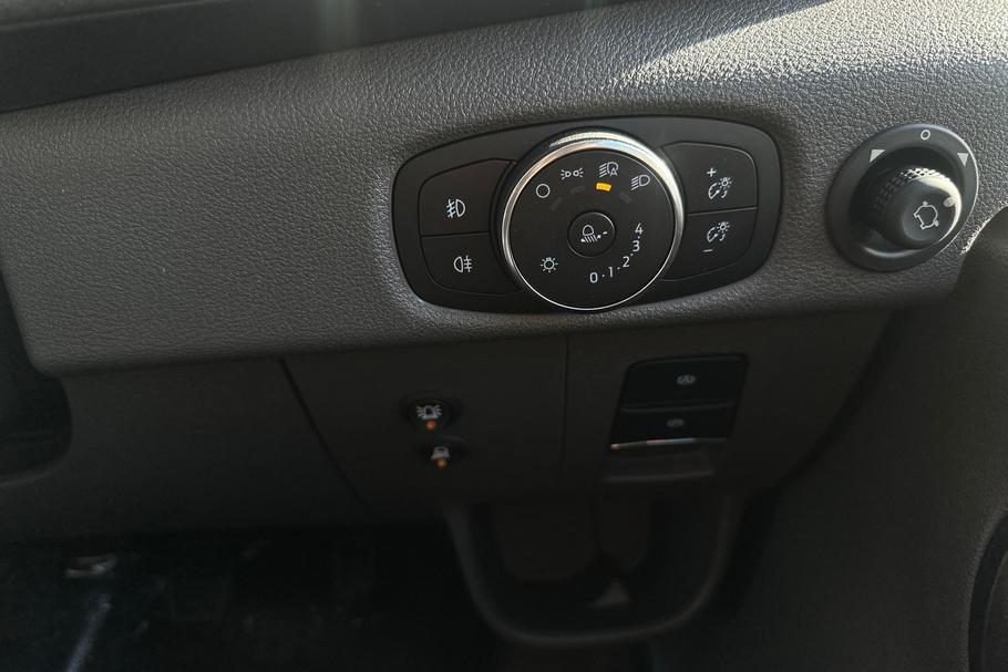 Used Ford TRANSIT 19