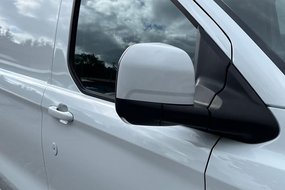 Used Ford TRANSIT CUSTOM MC24BNF 23