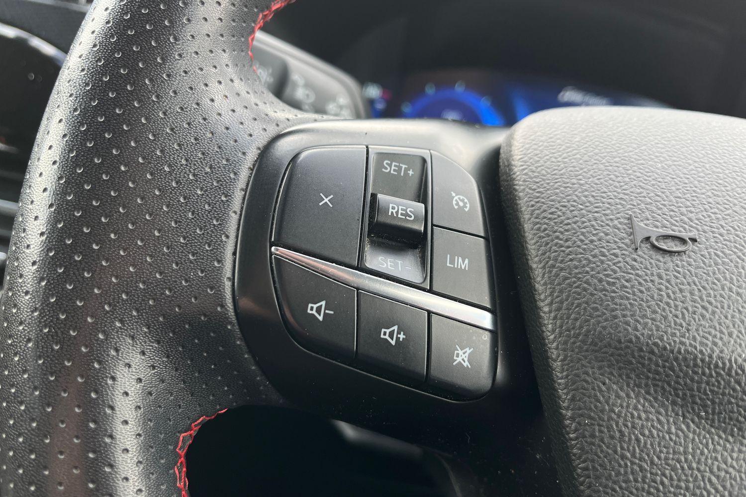 Ford Kuga Photo 34