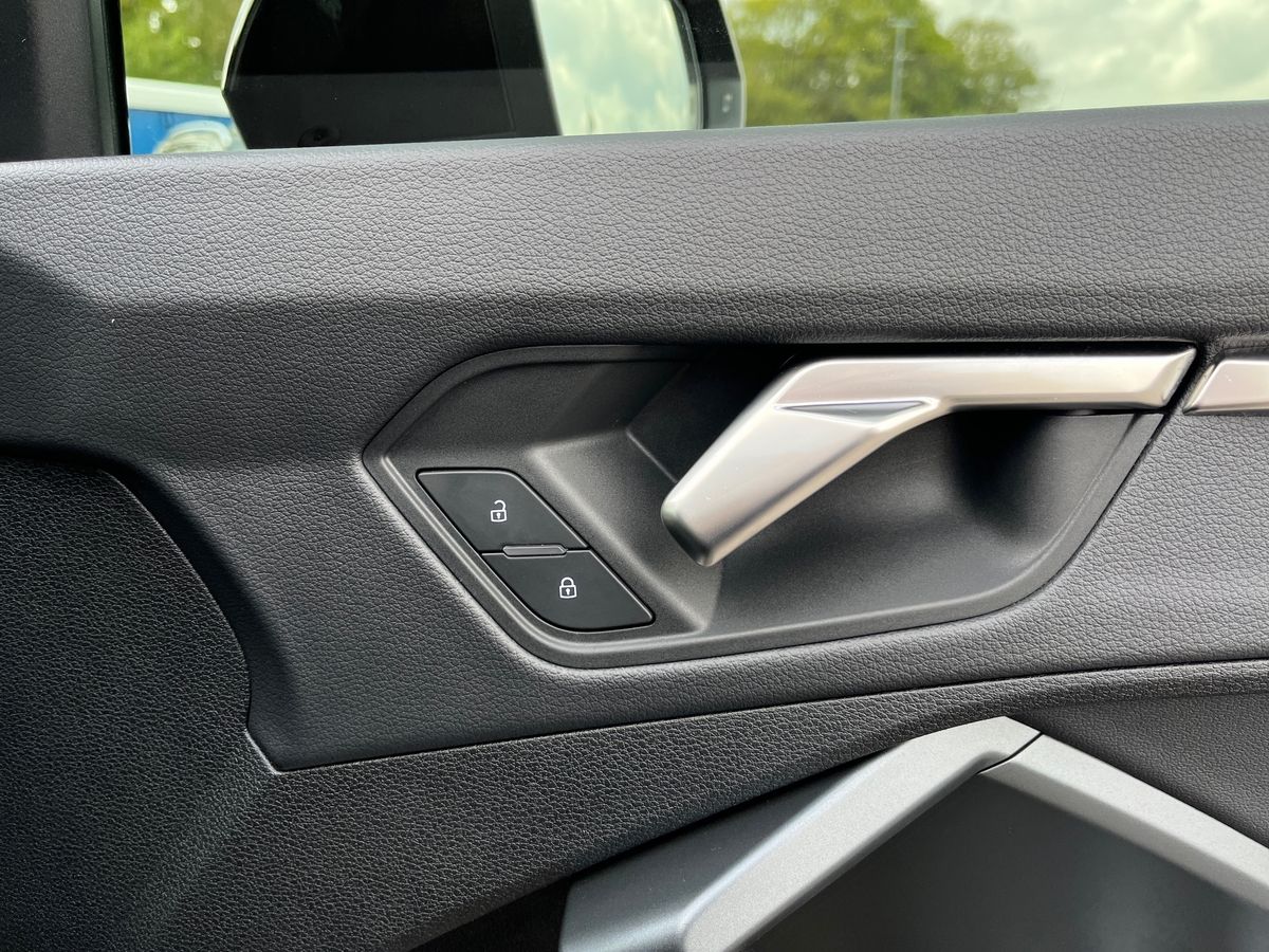 Audi Q3 Photo 30
