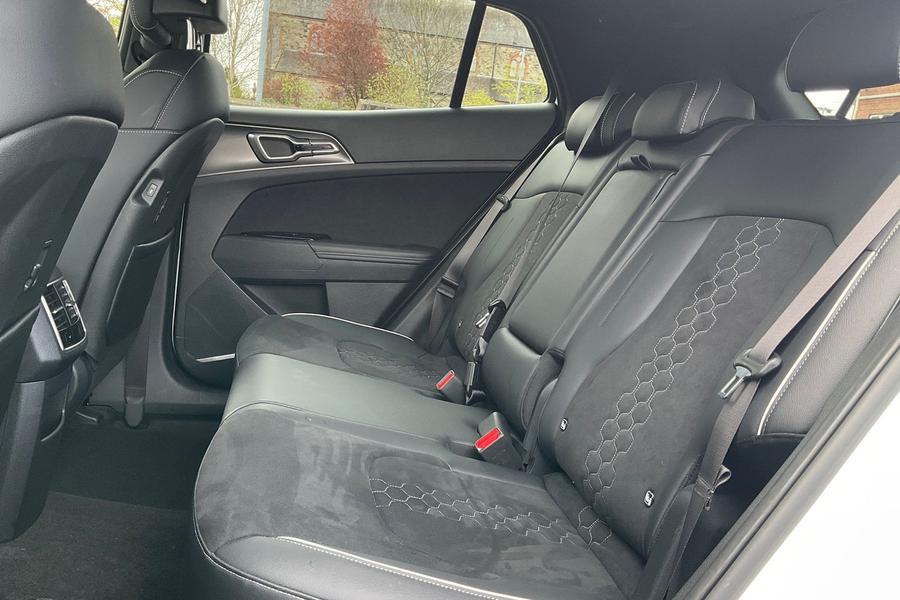 Kia SPORTAGE Photo autoimg-26b6d42eee2aaf5df5ee2e9ffd7c130f07fdb331.jpg