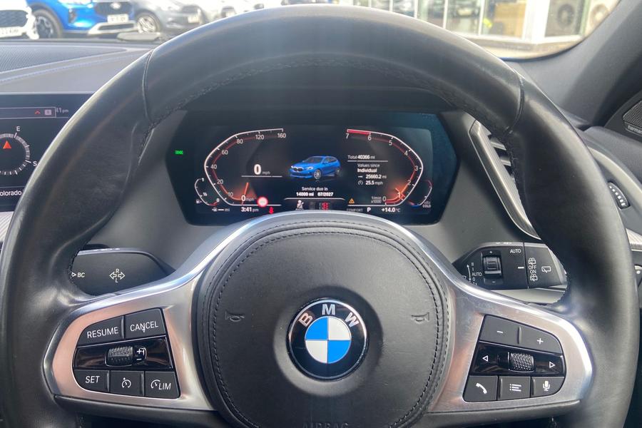BMW 1 SERIES Photo autoimg-26b82496fb5a7c32daf3bd8f5675eda25471c459.jpg