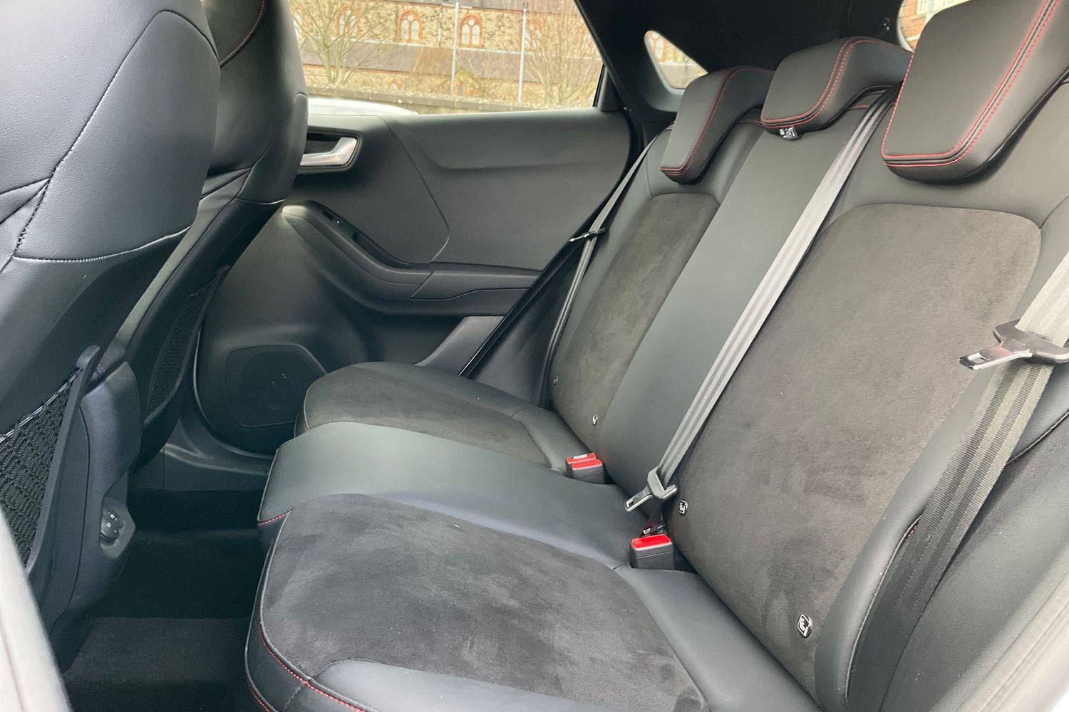 Ford PUMA Photo 19