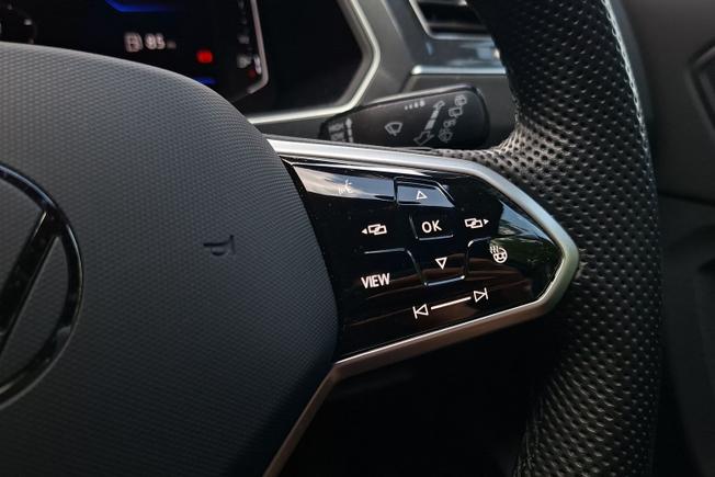 VOLKSWAGEN Tiguan Photo 17
