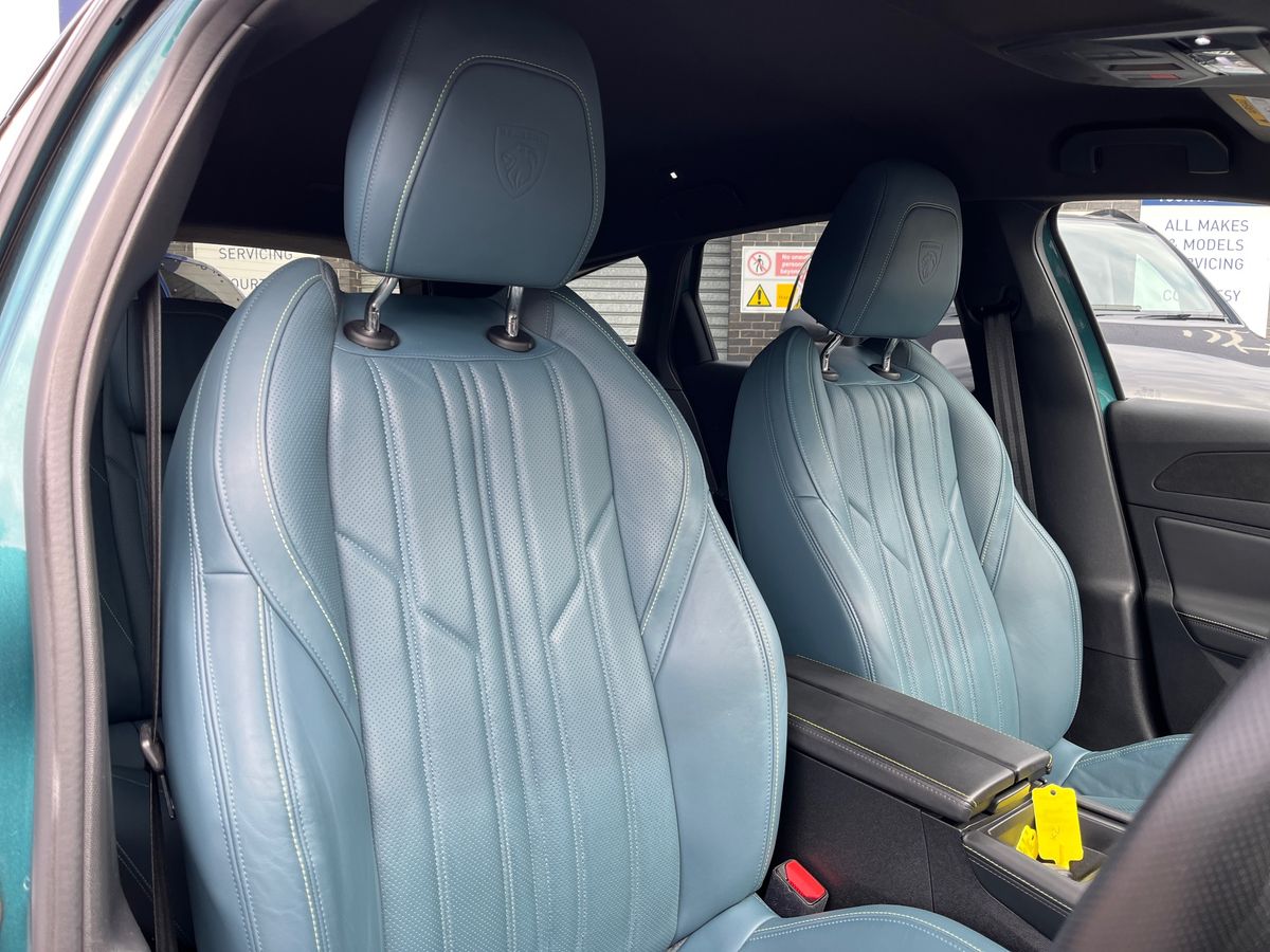 Peugeot 308 SW Photo 26