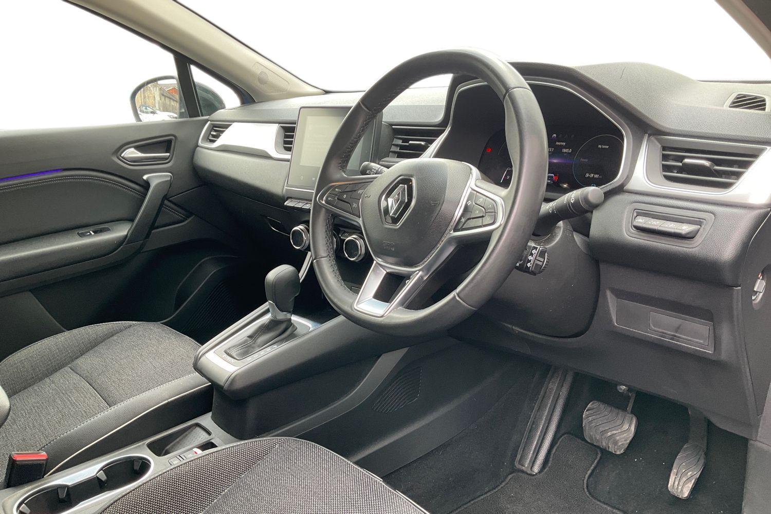 Renault CAPTUR Photo 8