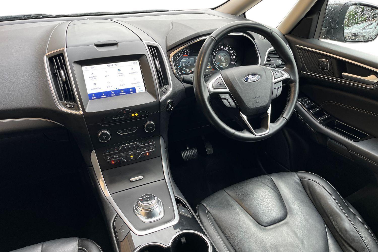 Ford S-MAX Photo 10
