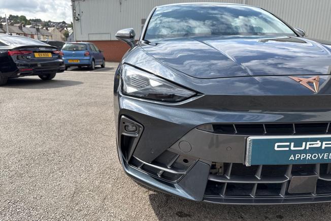 CUPRA Leon Photo 19