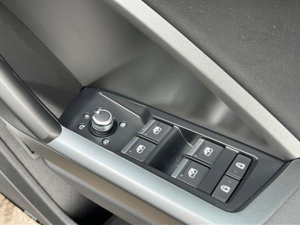 Audi Q3 Photo autoimg-26c8600178b035981faba2b57b235e403e827288.jpg