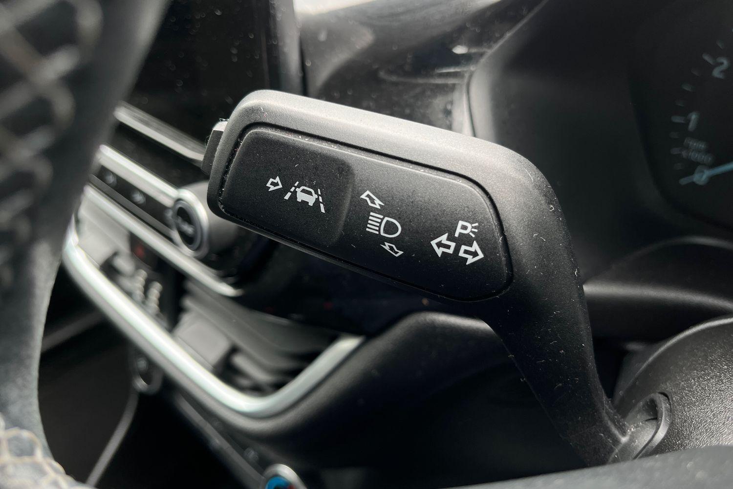 Ford FIESTA Photo 13