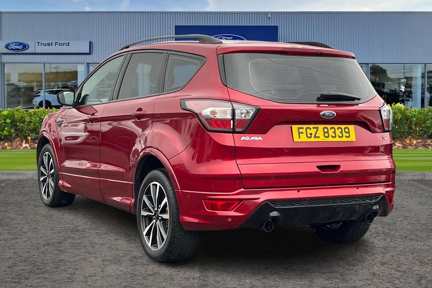 Ford KUGA Photo 1
