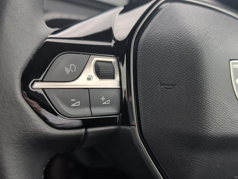 Used Peugeot 2008 LS24UOV 40