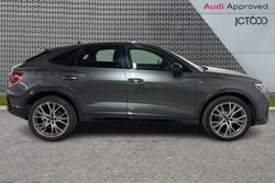 AUDI Q3 Photo 4