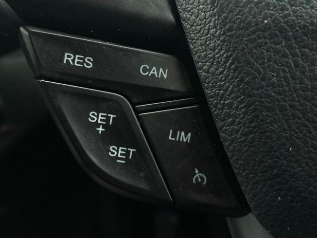 FORD Kuga Photo 43