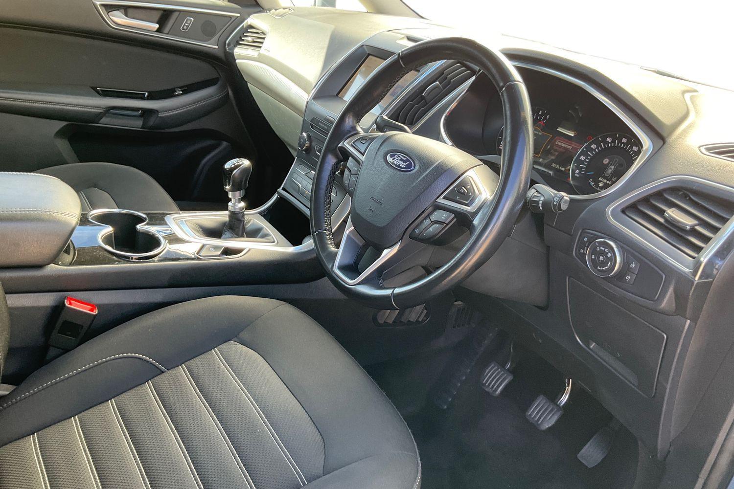 Ford Galaxy Photo 8