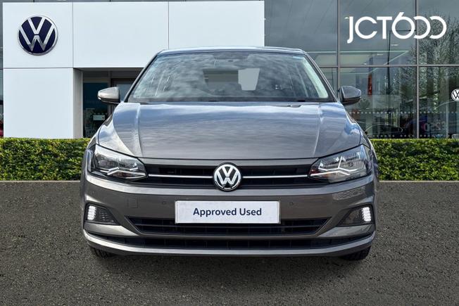 VOLKSWAGEN Polo Photo 8