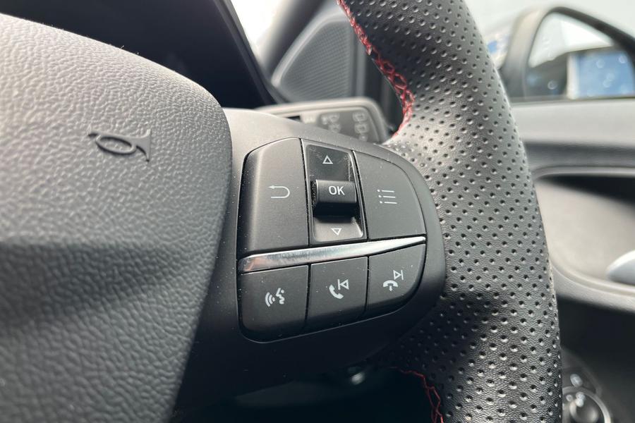 Ford PUMA Photo autoimg-26dfb809cbeaabb658634ccd56413442815f2250.jpg