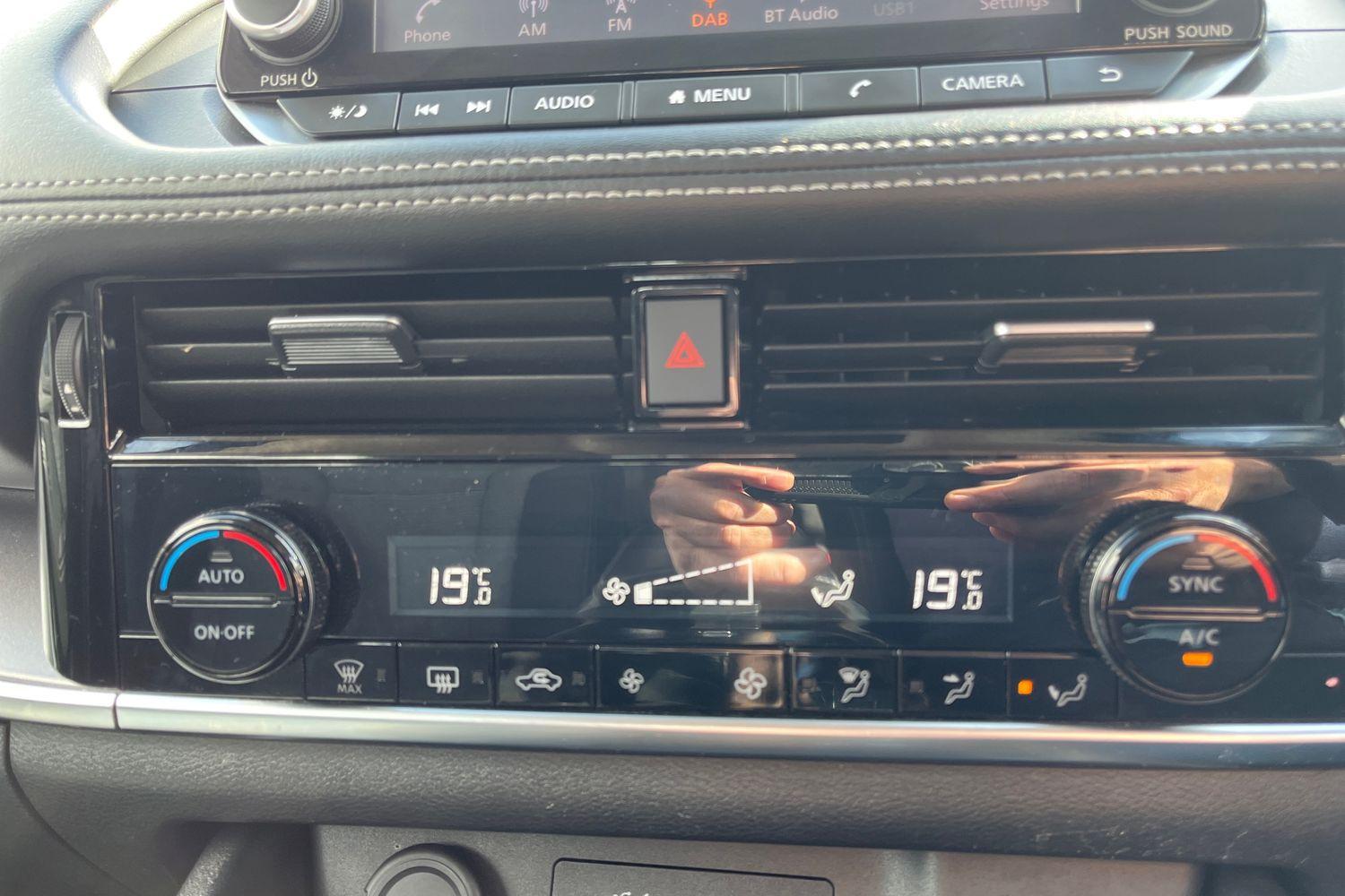 Nissan X-TRAIL Photo 29