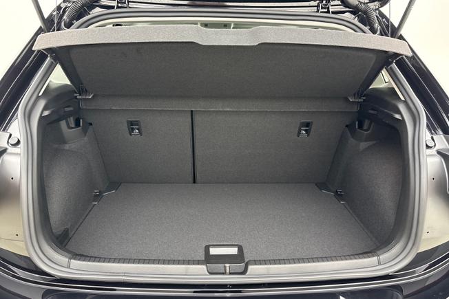 VOLKSWAGEN Polo Photo 12
