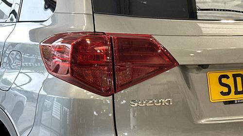 Suzuki Vitara Photo autoimg-26eb3354670d95df1da14cdfd44e5cb5add31c02.jpg