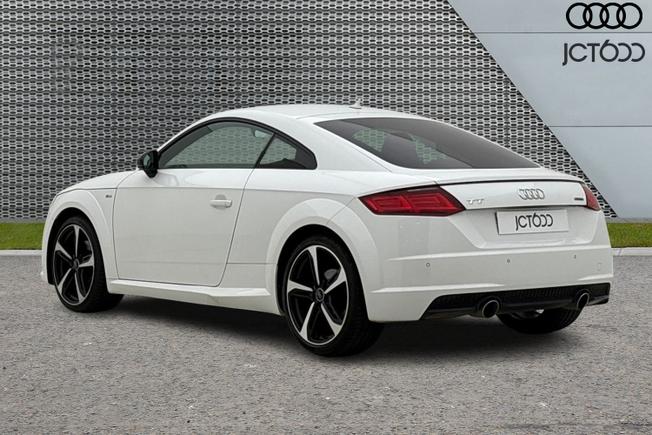 Audi TT Photo 3