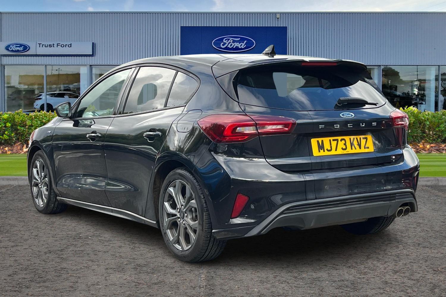 Ford Focus Photo 1