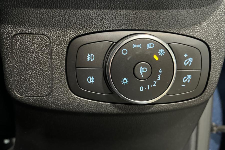 Ford FOCUS Photo autoimg-26f3d1436e48277b43b86f8b8fbebb69b8e18878.jpg