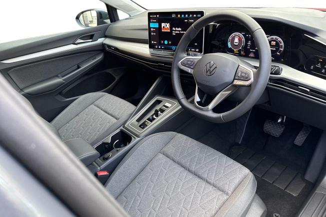VOLKSWAGEN Golf Photo 6