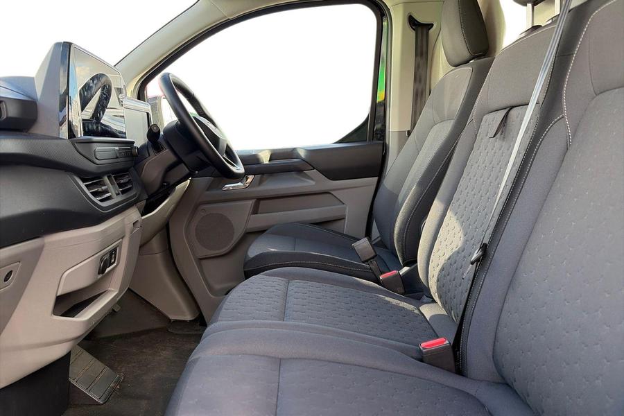 Ford TRANSIT CUSTOM Photo autoimg-26f6149a1246ad9a701c6481734fd22ec7543feb.jpg