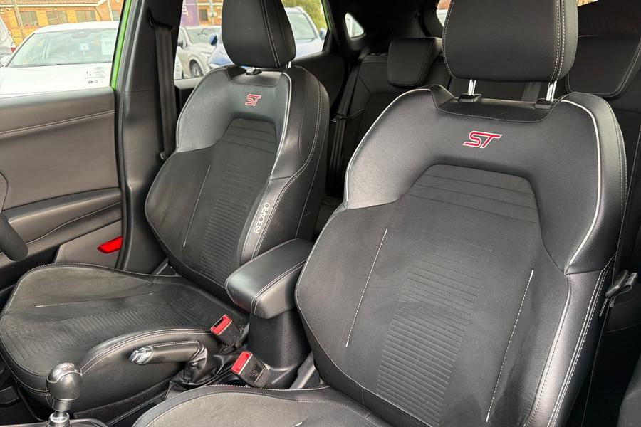 Ford Puma Photo autoimg-26f6e02c57812604935d19c83fdad9d4ef98d1aa.jpg