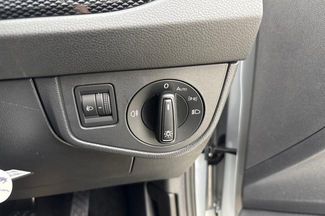 VOLKSWAGEN Polo Photo 24