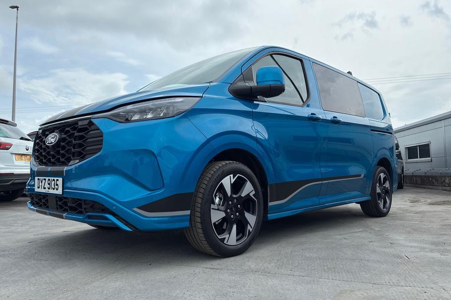 Used Ford TRANSIT CUSTOM DYZ9135 27