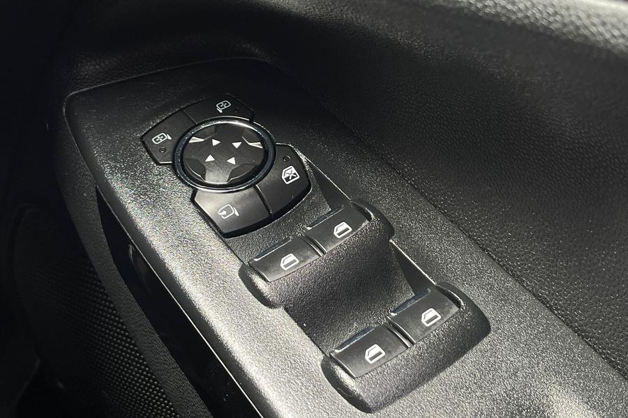 Ford Ecosport Photo autoimg-26fcc8a4e98fc6694656cba2f8b5629e19d67f79.jpg