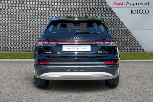 AUDI Q4 E-Tron Photo 7
