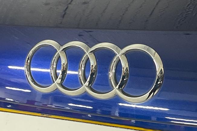 Audi Q3 Photo 35