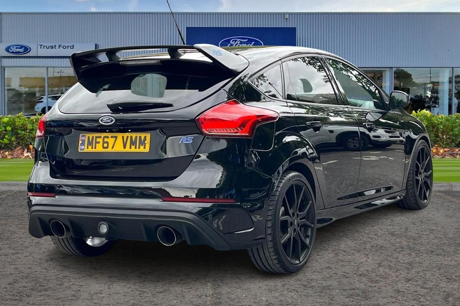 Ford Focus RS Photo autoimg-27021f5d283cbb07578fd83936ac908cd8f45ceb.jpg