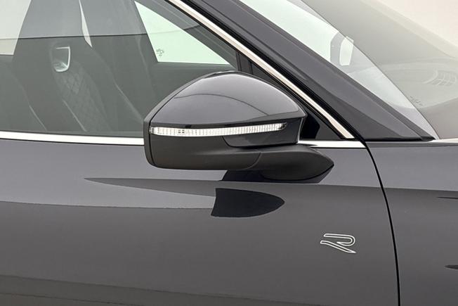 VOLKSWAGEN Tiguan Photo 20