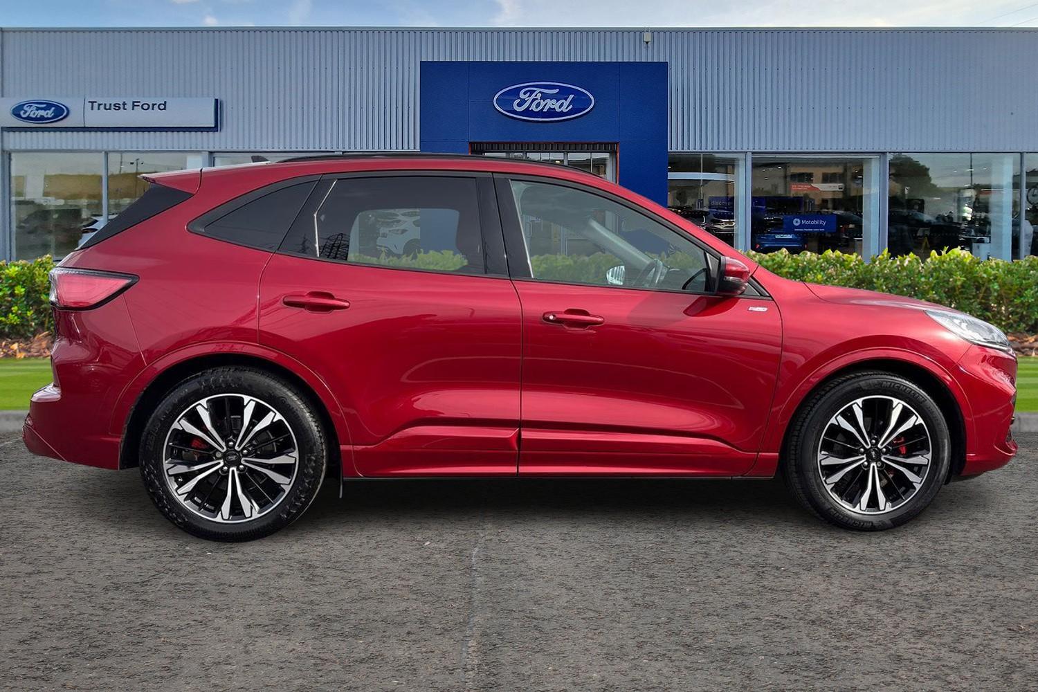 Ford Kuga Photo 2