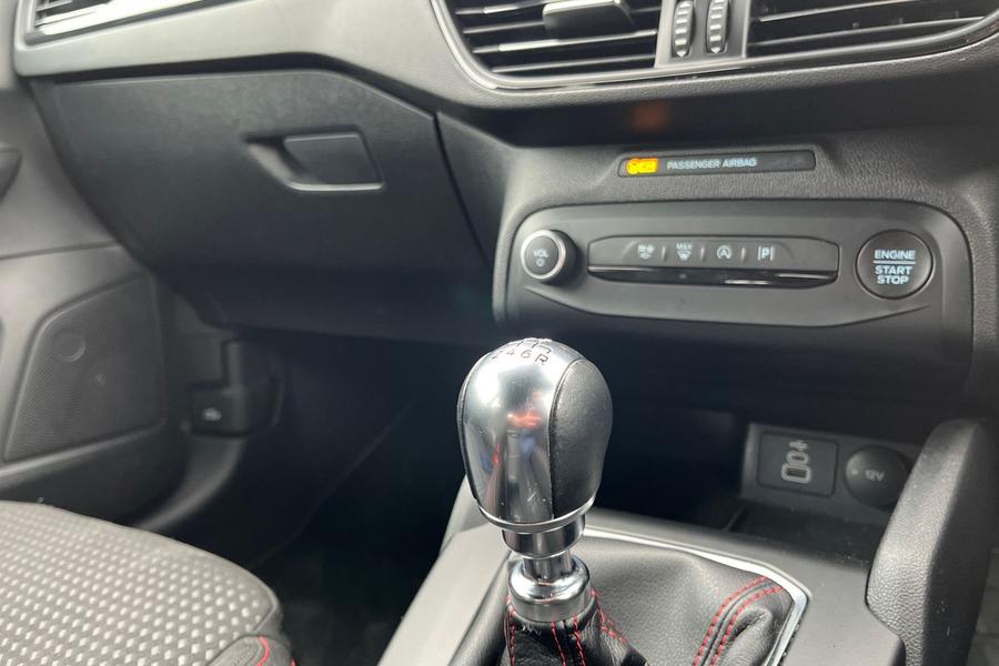 Ford FOCUS Photo autoimg-270396781c9e37e5636da84650e551d24a32afec.jpg